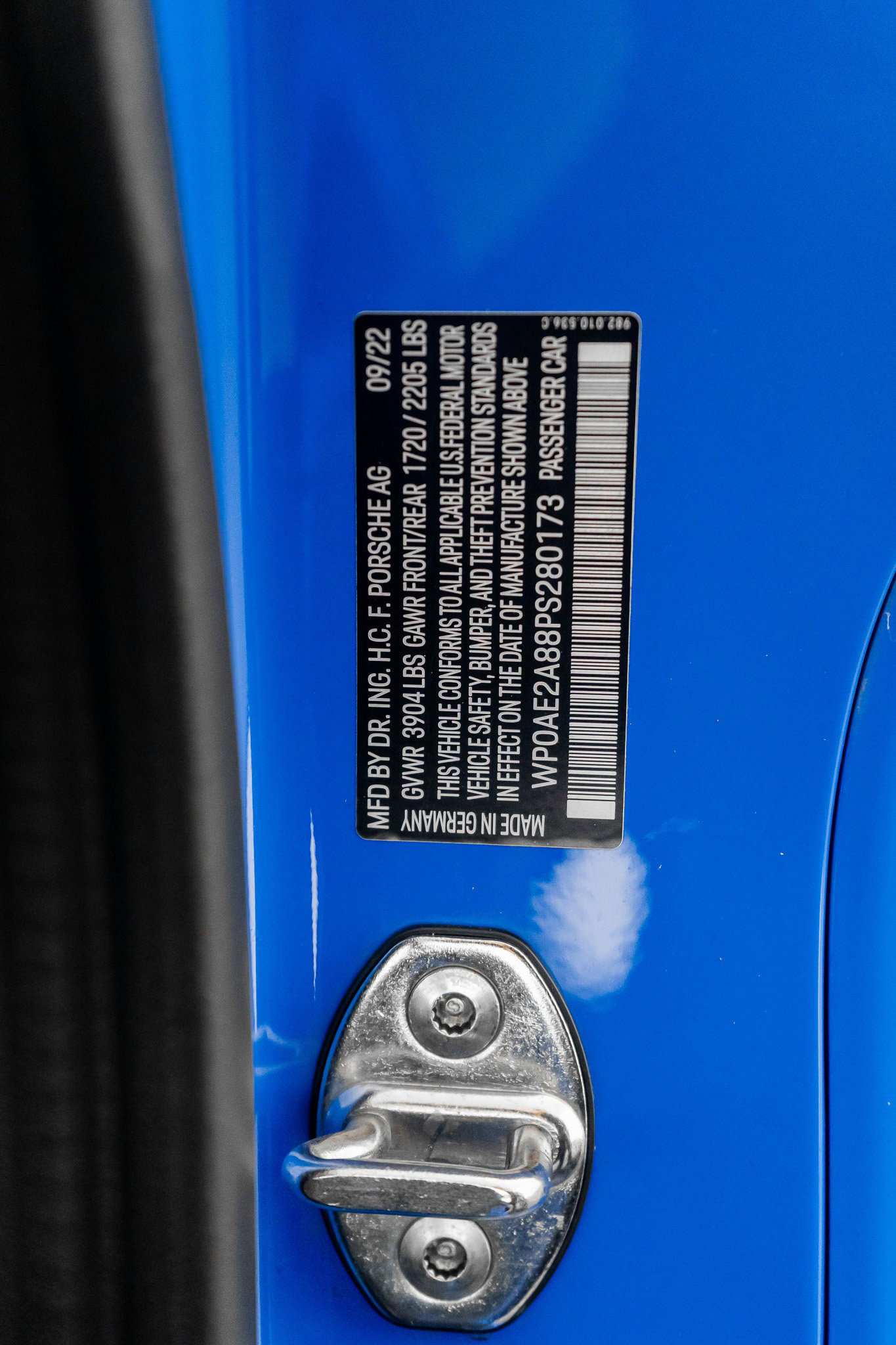 Used 2023 Porsche 718 Cayman GT4 RS w/ Weissach Package image 56