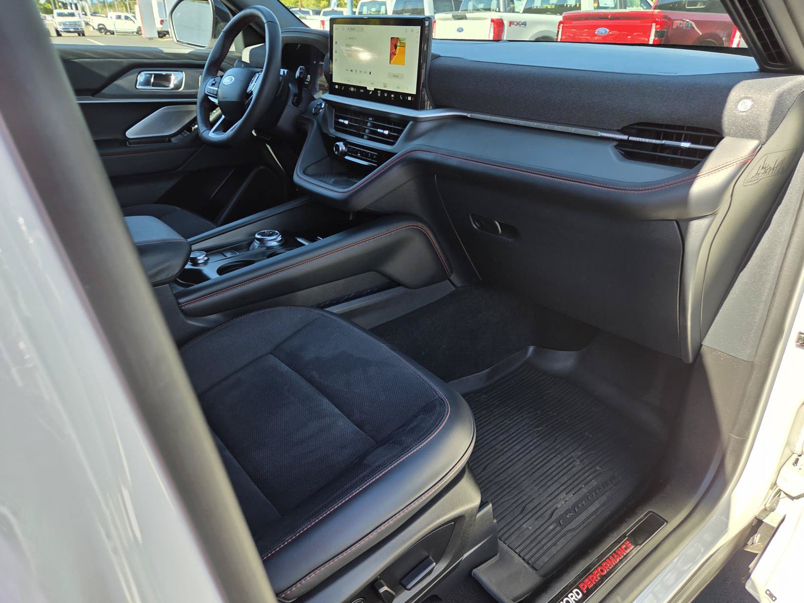 Used 2025 Ford Explorer ST w/ Sun And Sound Package AWD/4WD image 21
