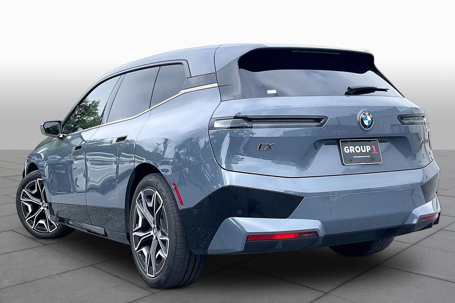 Used 2023 BMW iX M60 w/ Executive Package AWD/4WD image 11