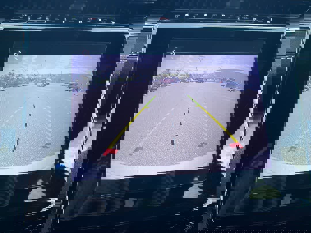 Used 2023 Jeep Grand Cherokee Altitude image 17