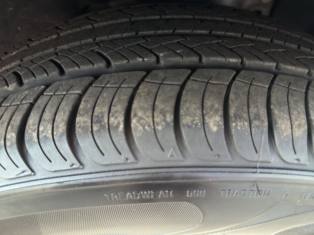 Used 2022 Ford Explorer XLT w/ Equipment Group 202A image 17