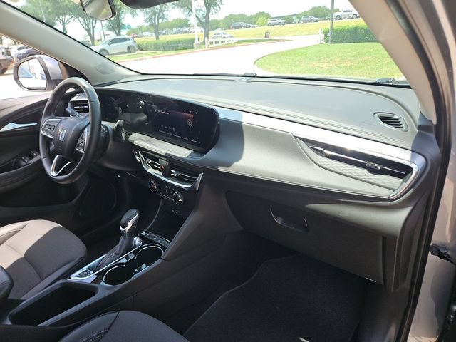 Used 2025 Buick Encore GX Preferred FWD image 25