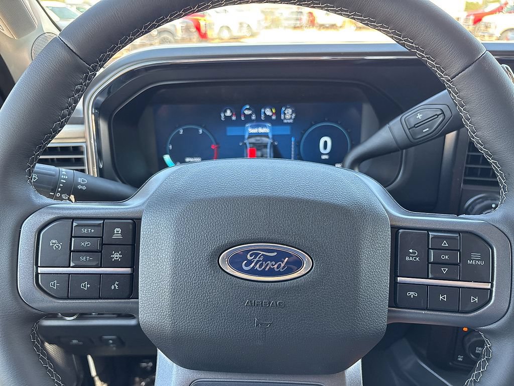 New 2026 Ford F250 Lariat w/ Black Appearance Package AWD/4WD image 24