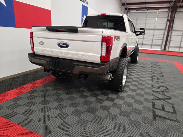 Used 2017 Ford F250 King Ranch w/ King Ranch Ultimate Package AWD/4WD image 18