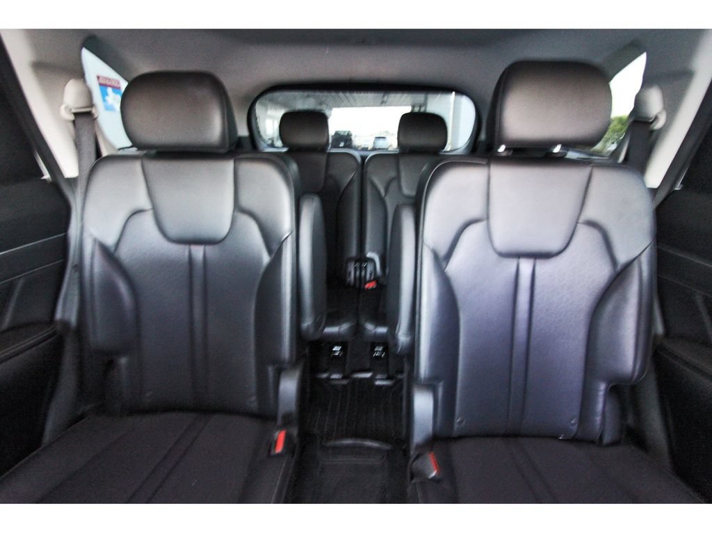 Used 2023 Kia Sorento SX AWD/4WD image 13
