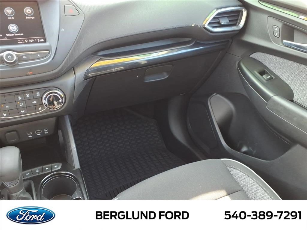 Used 2022 Chevrolet TrailBlazer LT FWD image 29