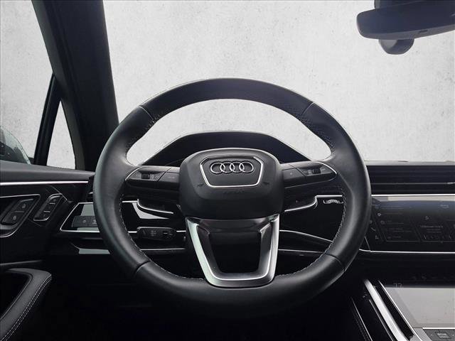Used 2025 Audi Q7 2.0T Premium Plus w/ Premium Plus Package AWD/4WD image 17