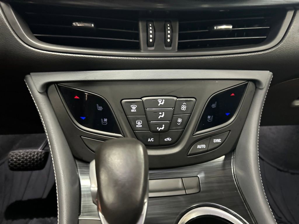 Used 2020 Buick Envision Premium w/ LPO, Cargo Package image 18