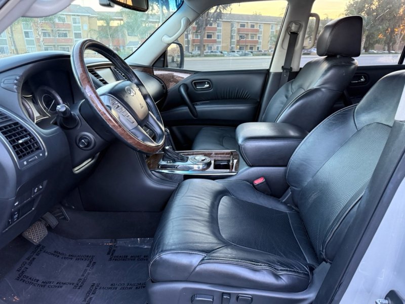 Used 2016 INFINITI QX80 Luxe w/ 22" Wheel Package image 10