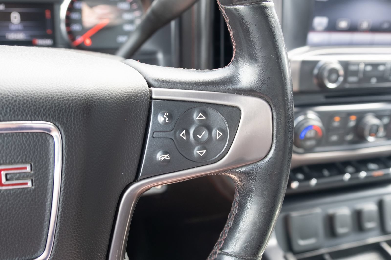Used 2014 GMC Sierra 1500 SLT AWD/4WD image 7