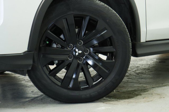 Used 2024 Mitsubishi Outlander Sport AWD image 3