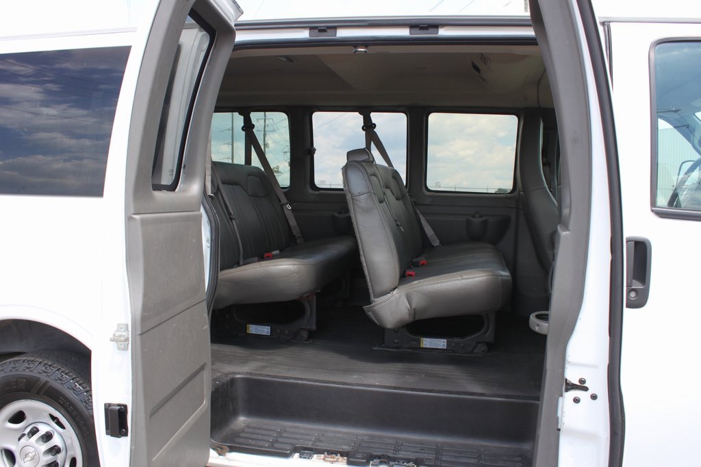 Used 2019 Chevrolet Express 2500 LS w/ Driver Convenience Package image 14
