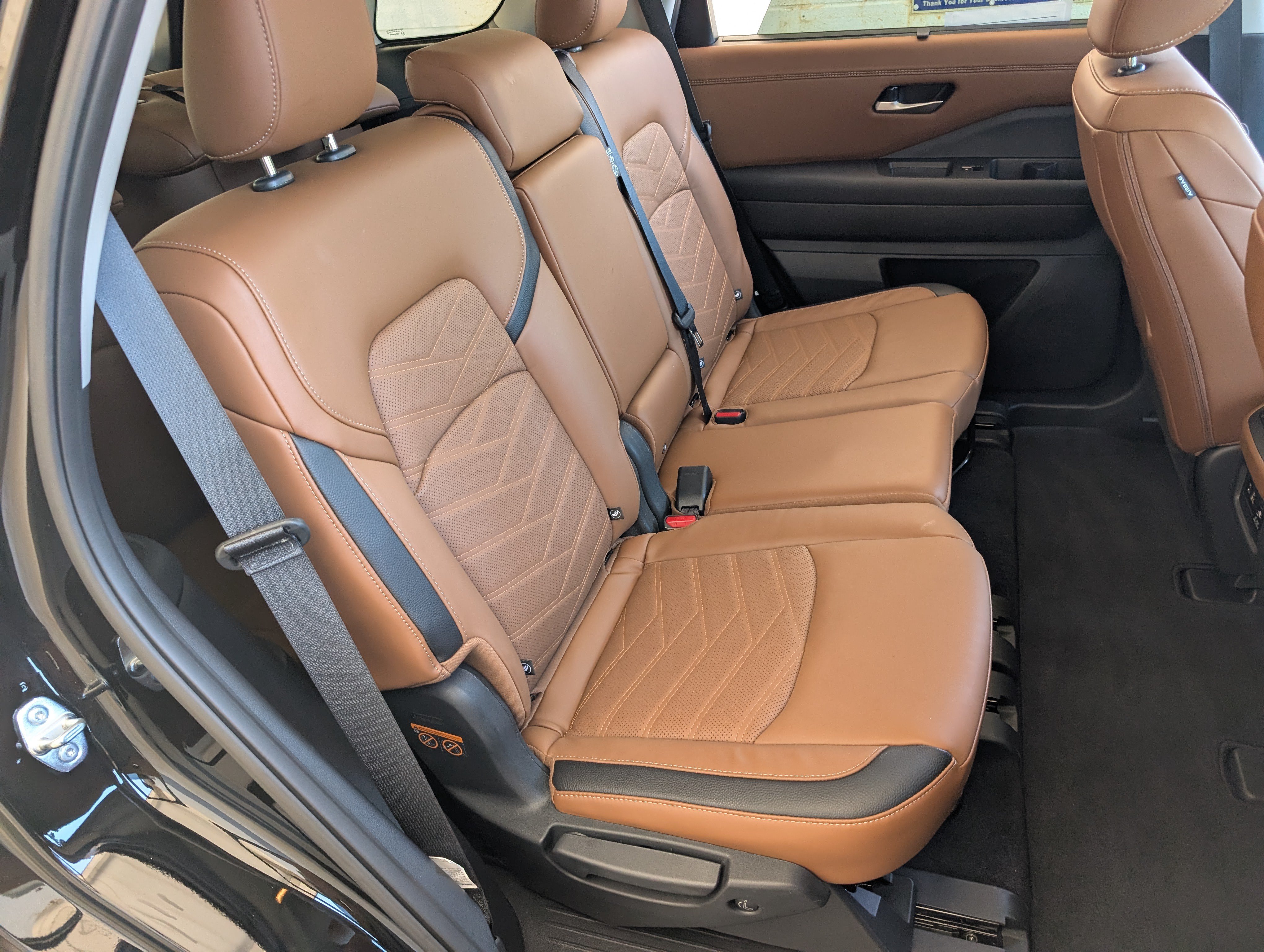 Used 2025 Nissan Pathfinder Platinum w/ Cargo Package FWD image 24
