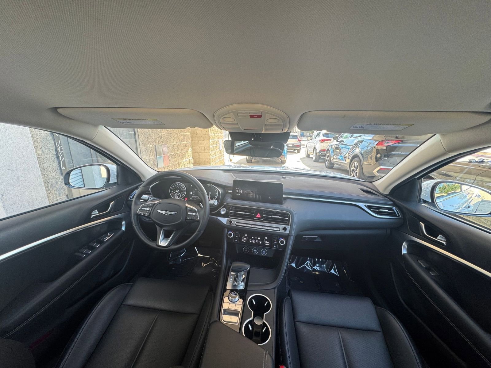 Used 2025 Genesis G70 2.5T image 33