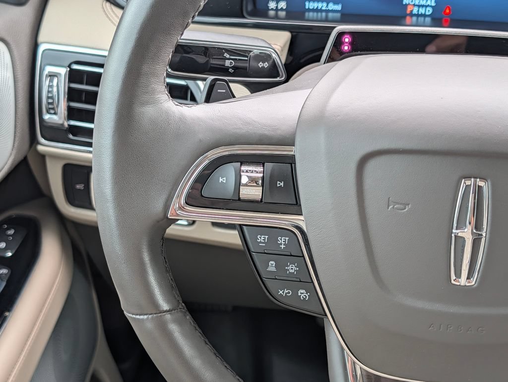 Used 2024 Lincoln Navigator L Reserve AWD/4WD image 21