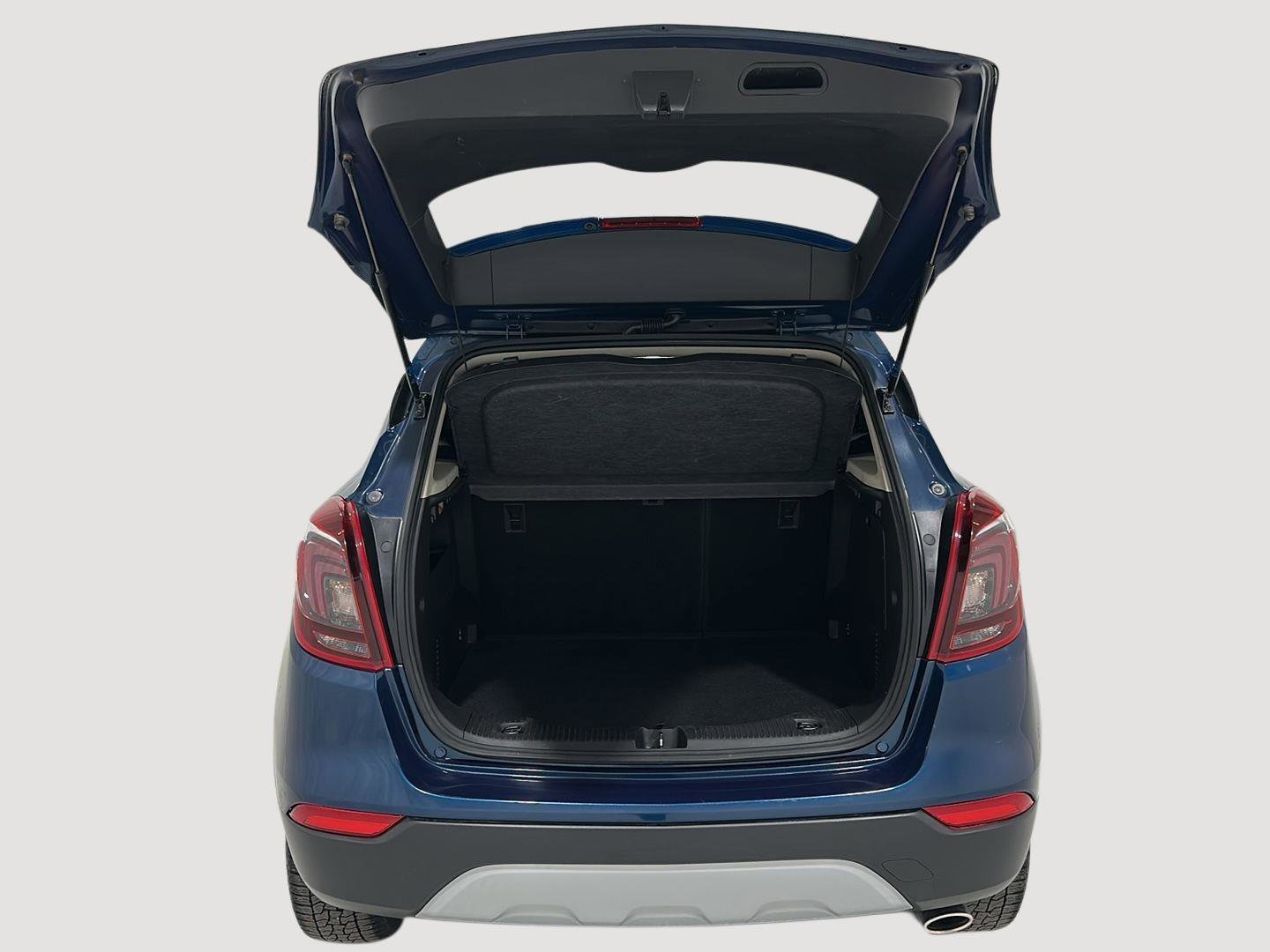 Used 2020 Buick Encore Preferred w/ Safety Package image 24