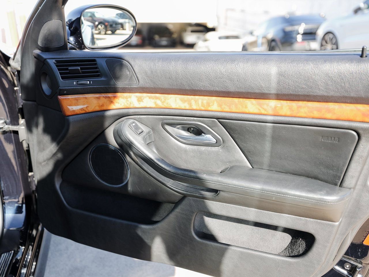 Used 2000 BMW M5 image 26