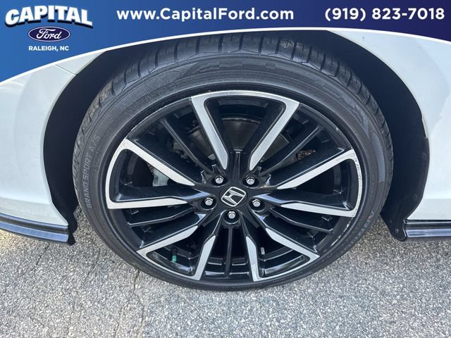 Used 2023 Honda Accord Touring image 13