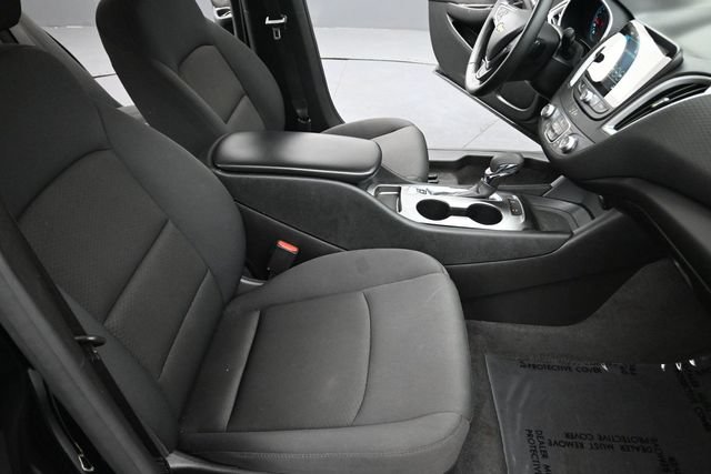 Used 2024 Chevrolet Malibu RS FWD image 21