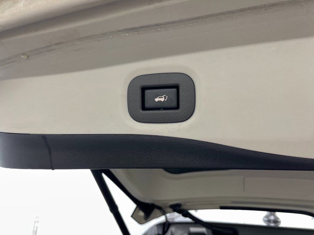 Used 2020 Nissan Rogue SL w/ Premium Package image 45