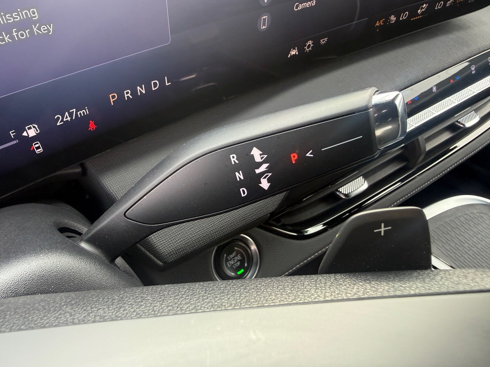 Used 2025 Buick Enclave Preferred FWD image 24
