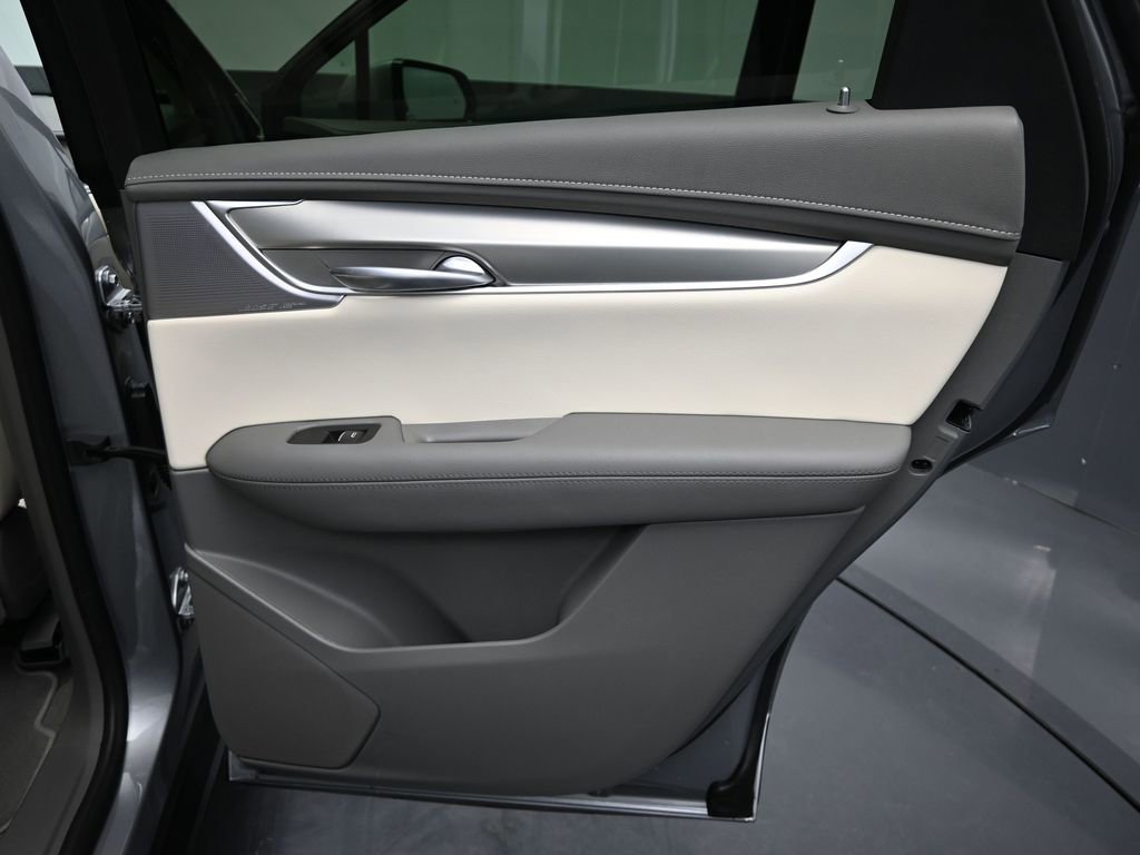 New 2026 Cadillac XT5 Premium Luxury w/ Driver Assist Package FWD image 18