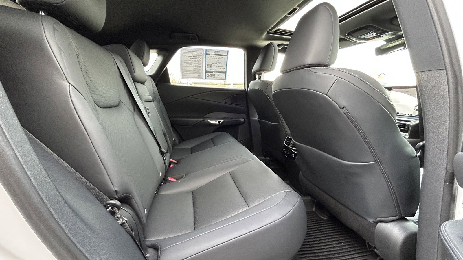 Used 2024 Lexus RX 350 AWD w/ Technology Package image 17