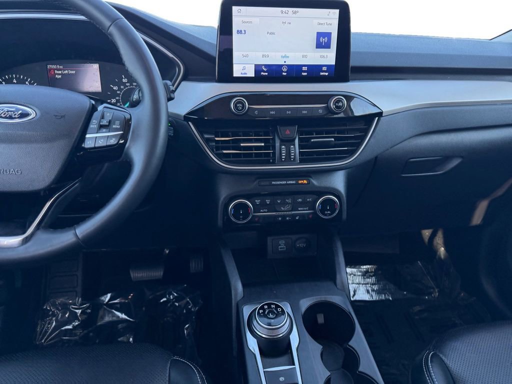 Used 2022 Ford Escape SEL image 11