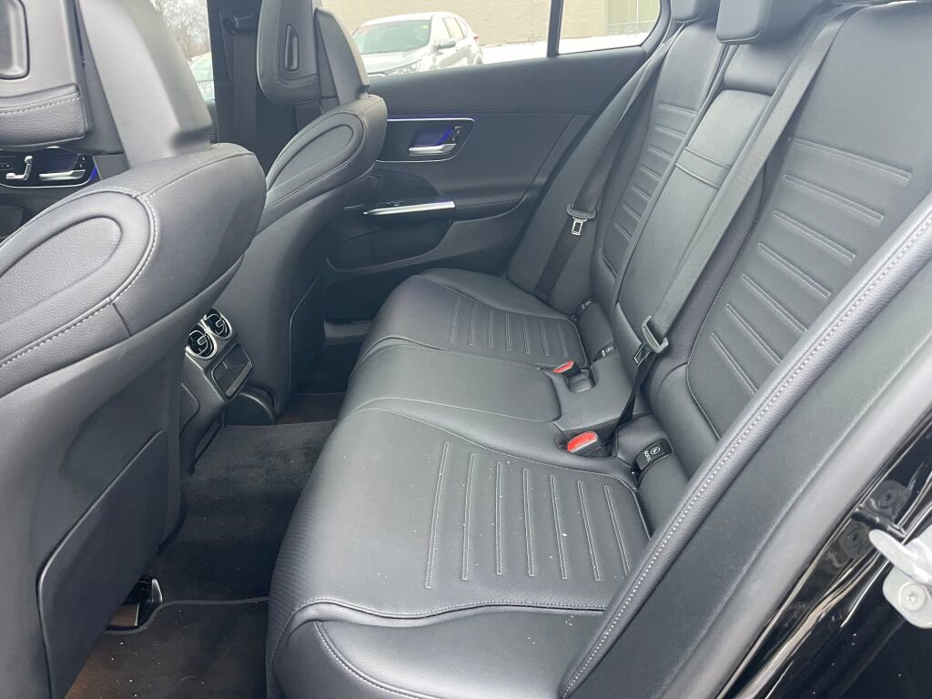 Used 2024 Mercedes-Benz C 300 4MATIC Sedan image 12