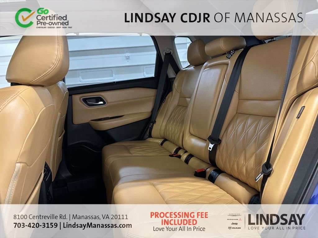 Used 2023 Nissan Rogue Platinum w/ Platinum Premium Package image 19