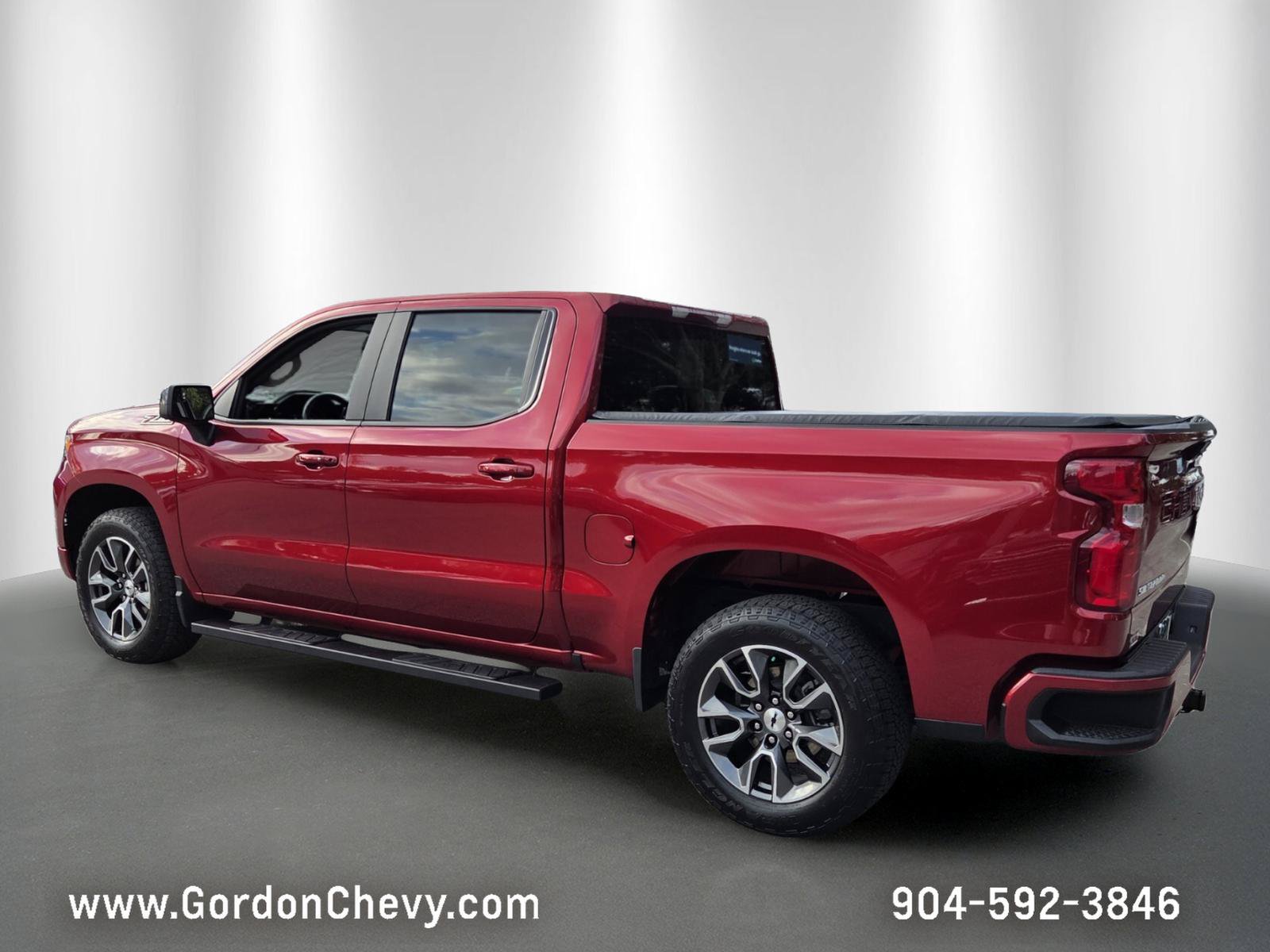Certified 2024 Chevrolet Silverado 1500 RST w/ Z71 Off-Road Package AWD/4WD image 3