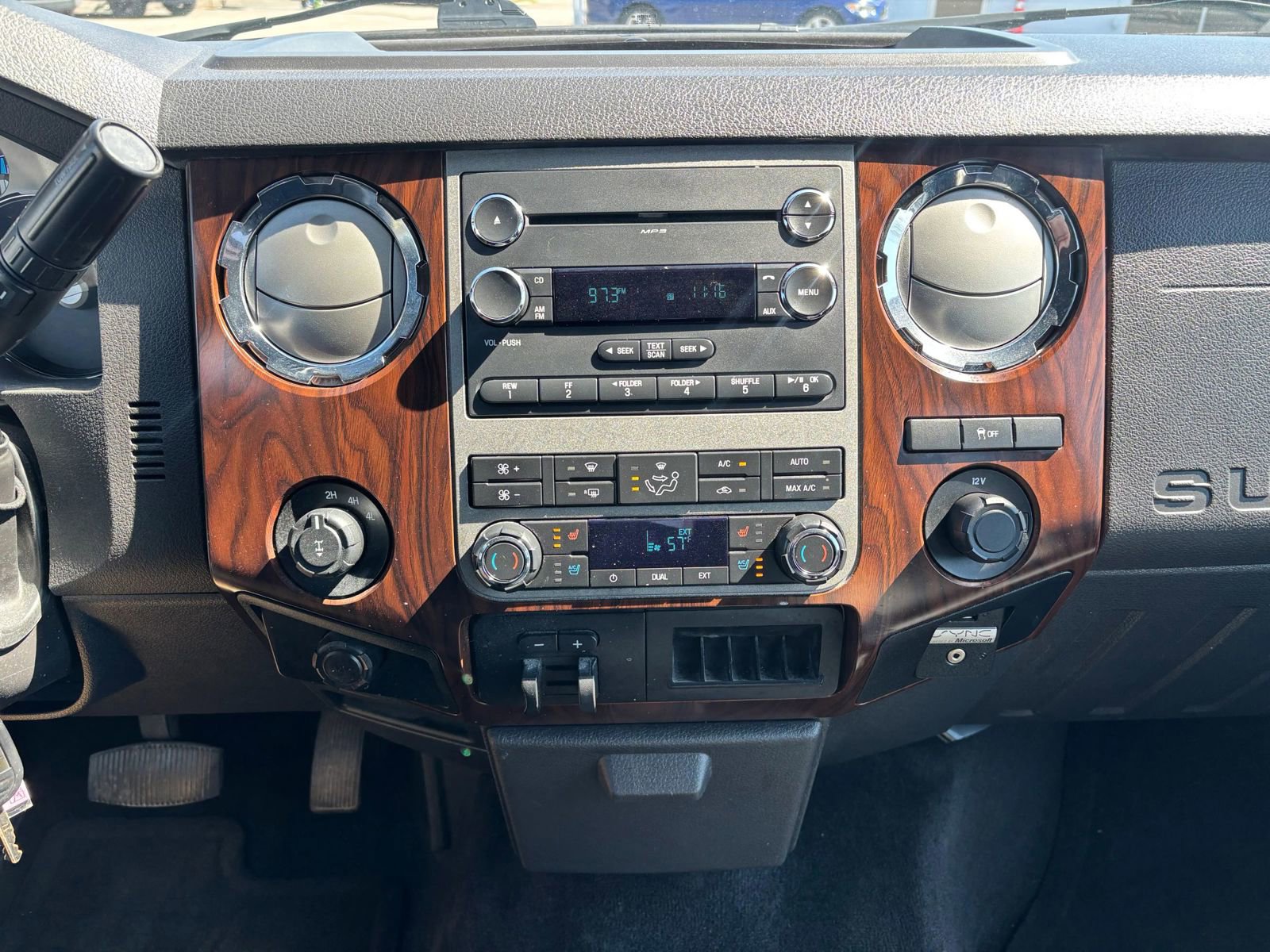 Used 2012 Ford F250 Lariat w/ Chrome Pkg image 19