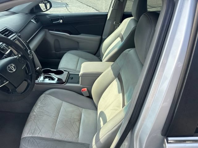 Used 2013 Toyota Camry XLE w/ Leather Pkg FWD image 13