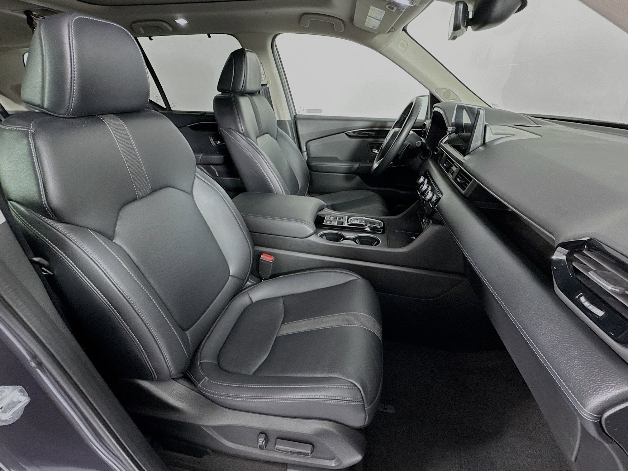 Certified 2023 Honda Pilot Touring image 31