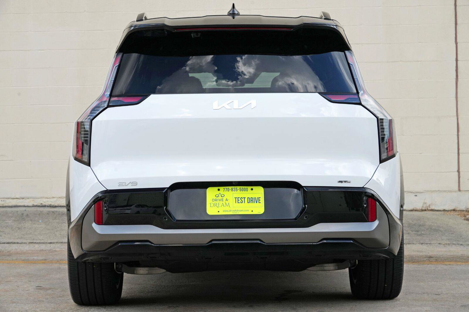 Used 2026 Kia EV9 GT-Line AWD/4WD image 10