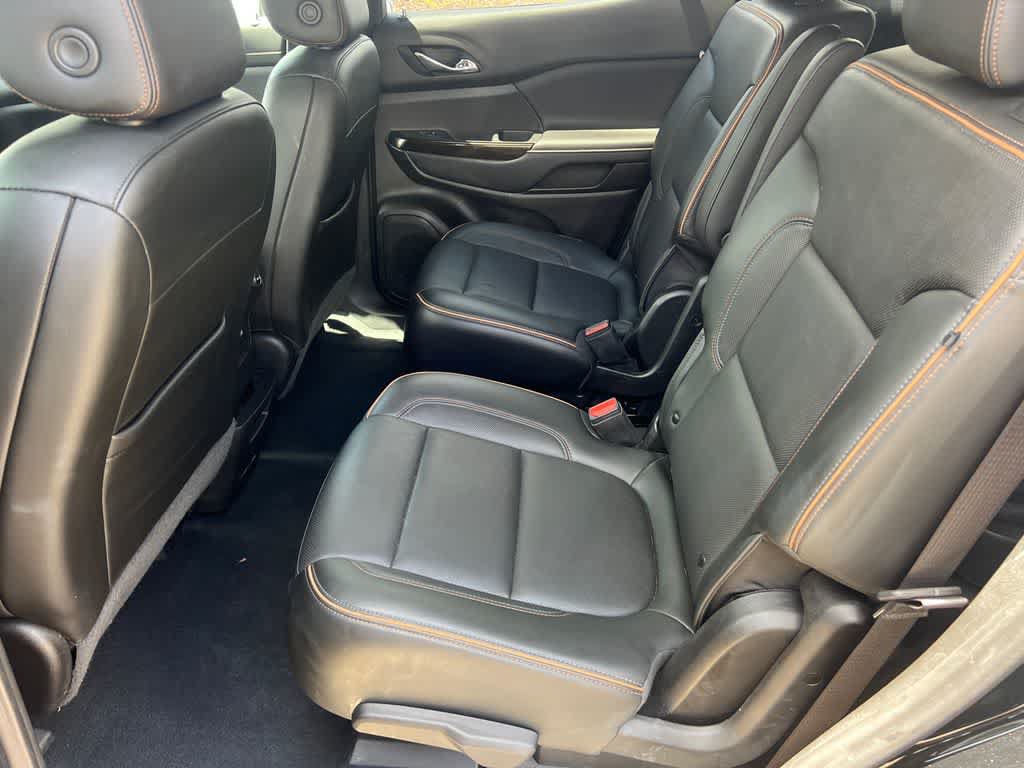 Used 2022 GMC Acadia AT4 w/ Technology Package AWD/4WD image 20