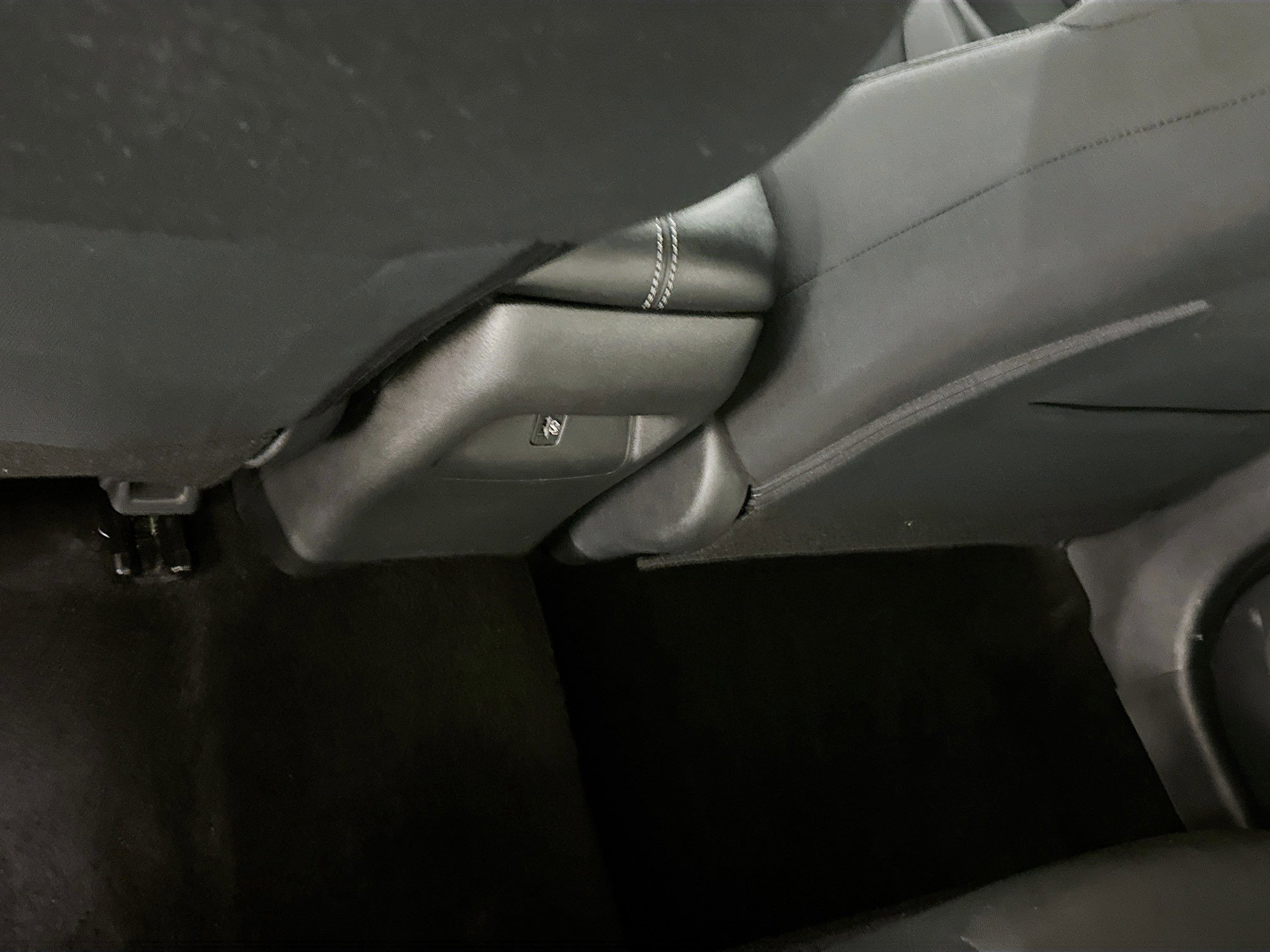 Used 2024 Nissan Sentra SV FWD image 27