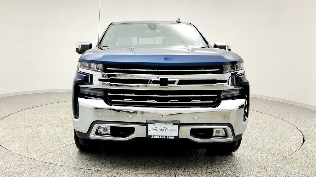 Used 2019 Chevrolet Silverado 1500 LTZ w/ LTZ Premium Package image 2