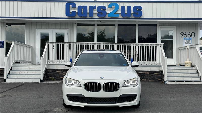Used 2014 BMW 750Li RWD image 9