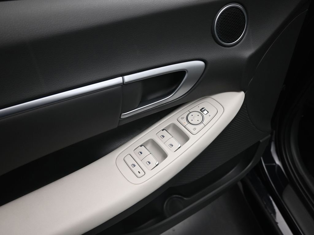 Used 2024 Hyundai Sonata SEL image 11