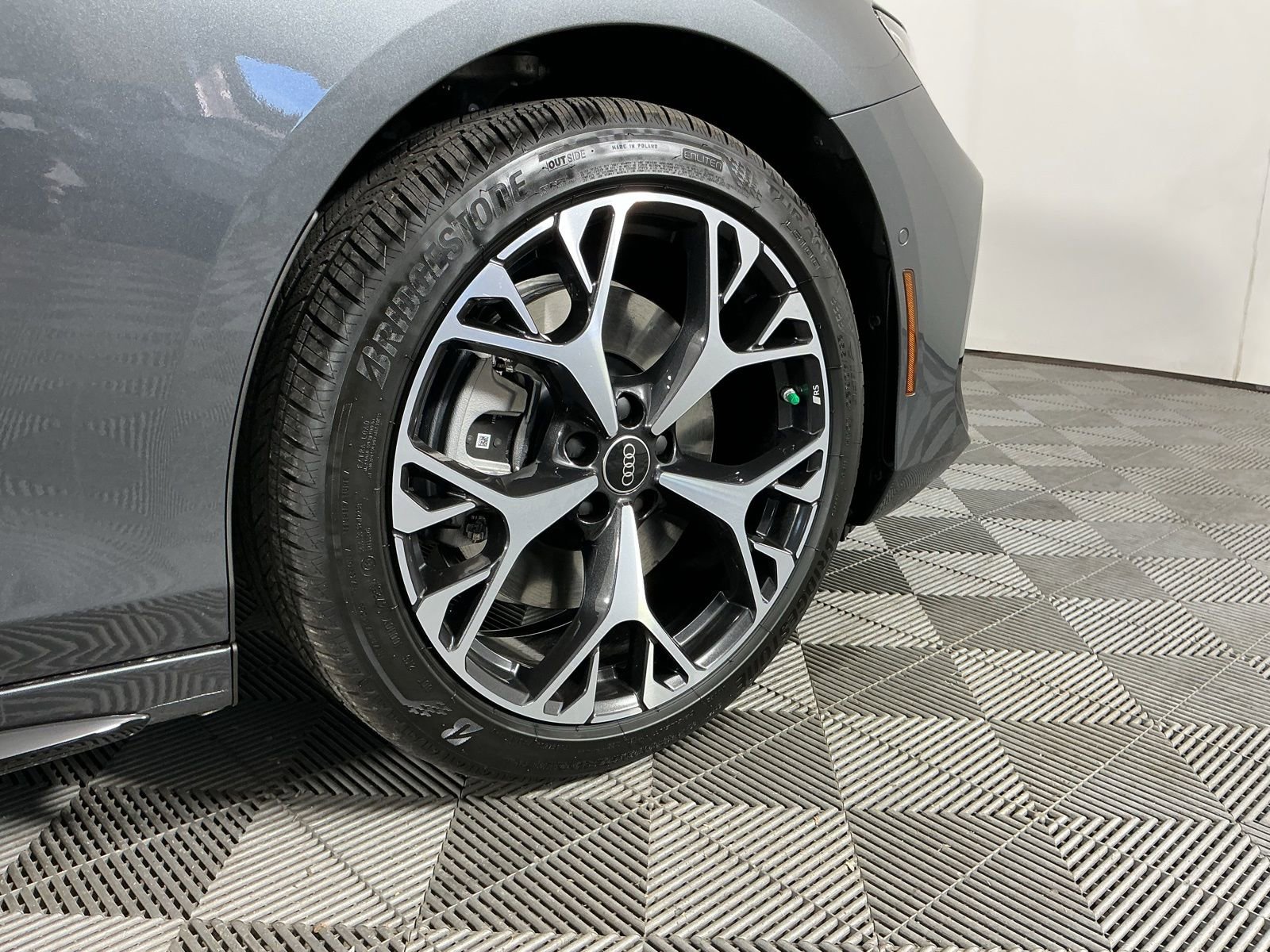 New 2026 Audi A6 Premium Plus AWD/4WD image 12