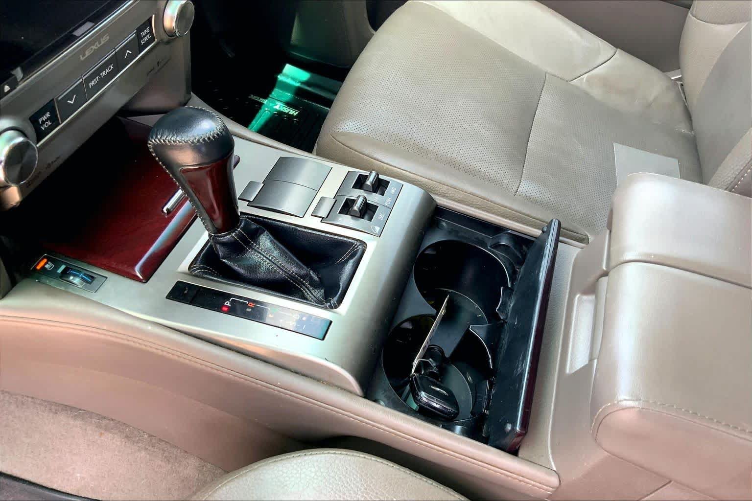 Used 2019 Lexus GX 460 Premium AWD/4WD image 17
