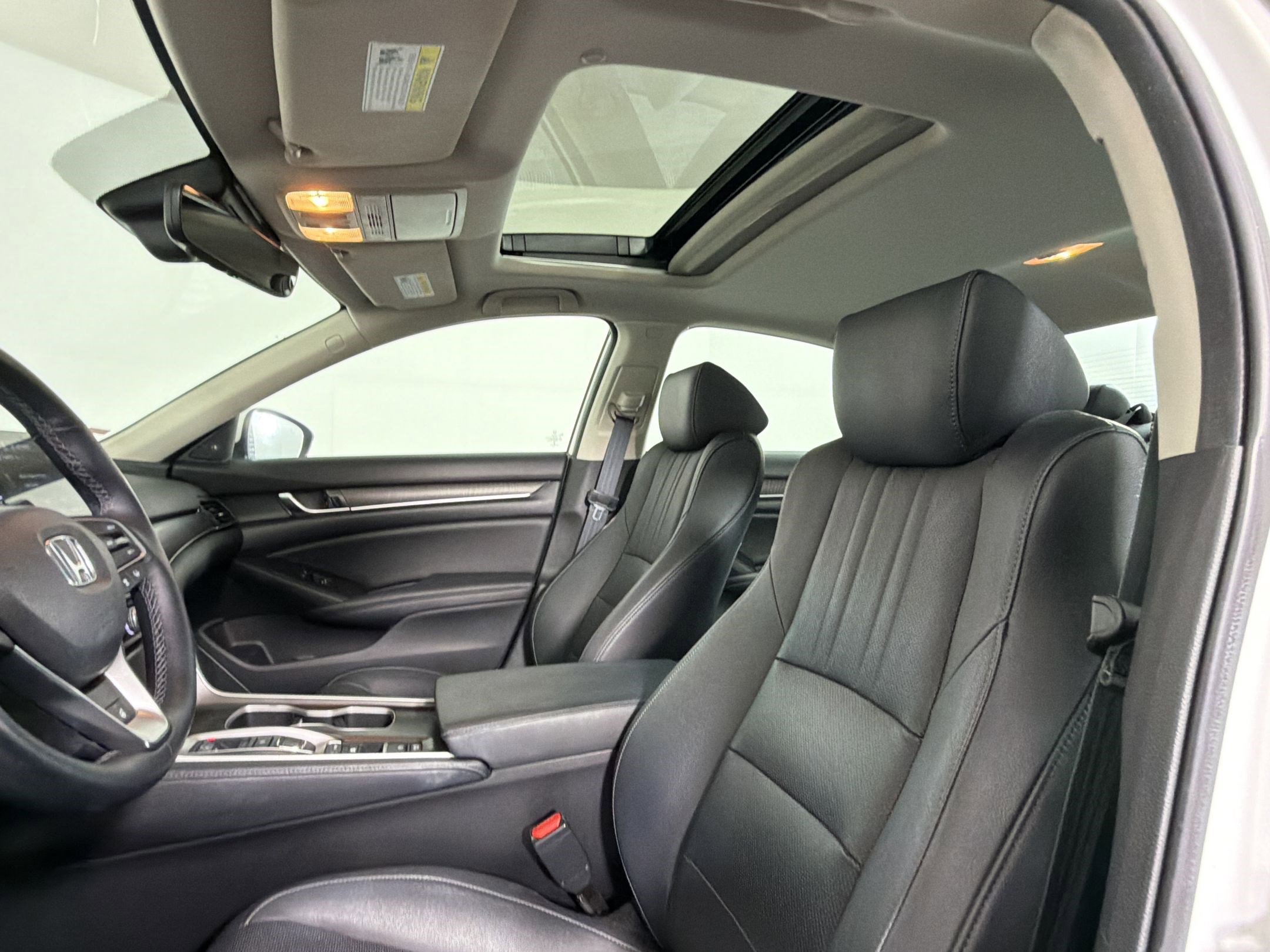 Used 2019 Honda Accord EX-L image 14