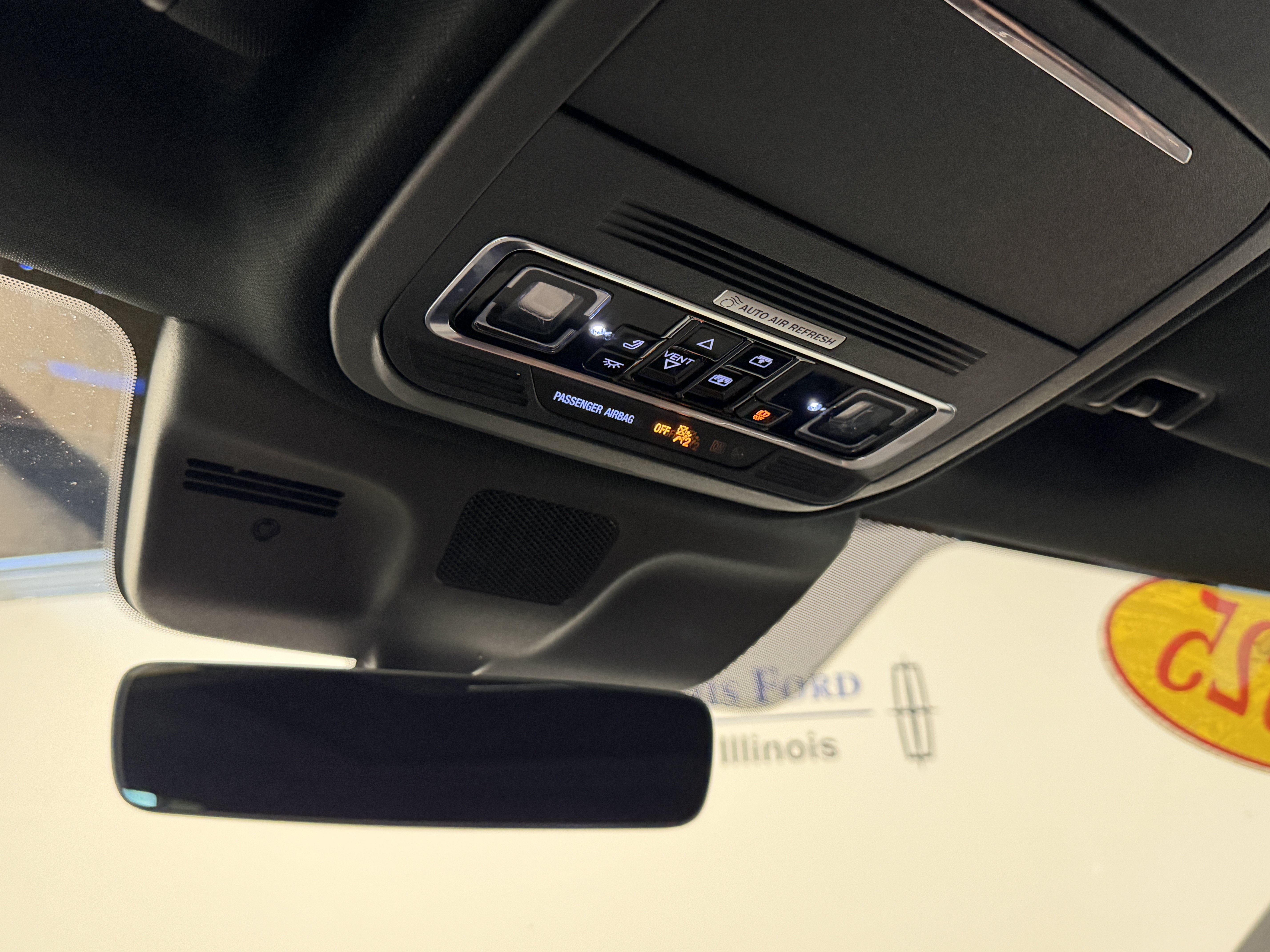 Used 2025 Lincoln Navigator Reserve AWD/4WD image 6