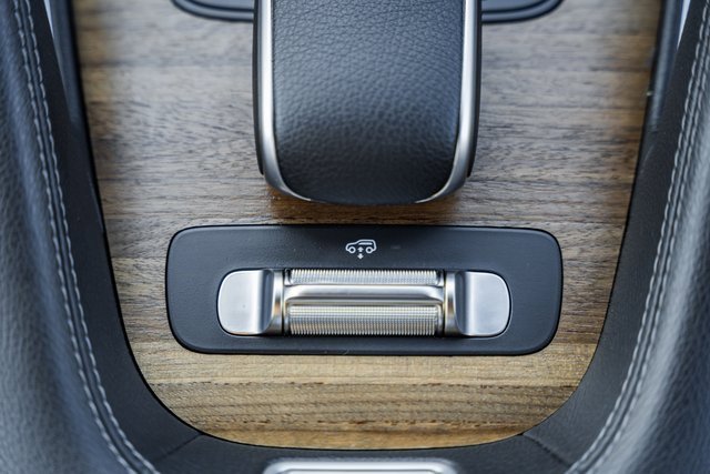 Certified 2025 Mercedes-Benz GLS 450 4MATIC image 28