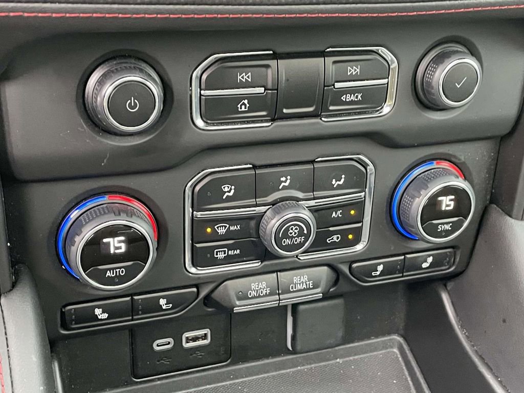 Used 2024 Chevrolet Tahoe RST w/ Luxury Package image 29