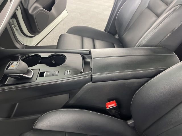 Used 2023 Nissan Rogue SL FWD image 29