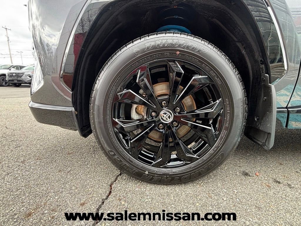 Used 2024 Toyota RAV4 XSE w/ Advanced Technology Package image 23