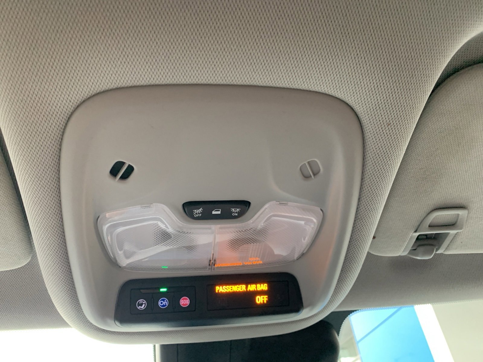 Used 2025 Chevrolet TrailBlazer LT w/ Convenience Package image 37