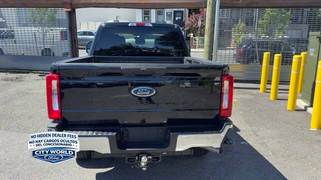 Used 2026 Ford F250 XLT AWD/4WD image 3